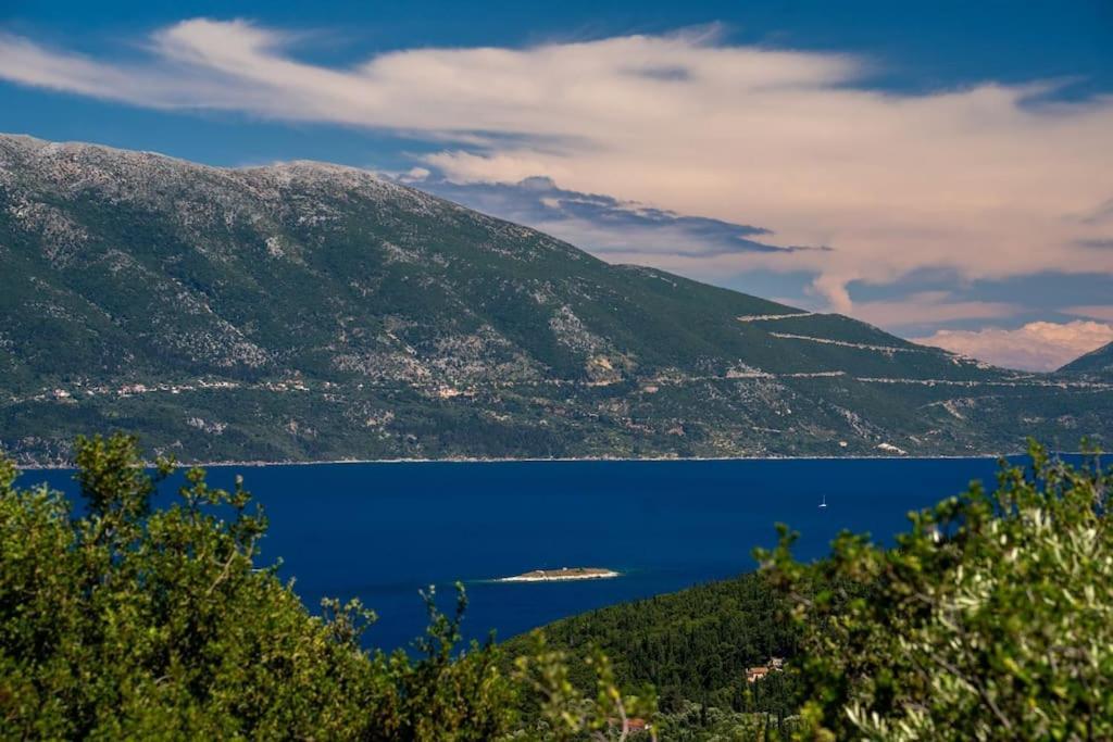 Villa Elisabeth Sea View Private Pool Fiskardo Kefalonia Katsaráta Eksteriør bilde